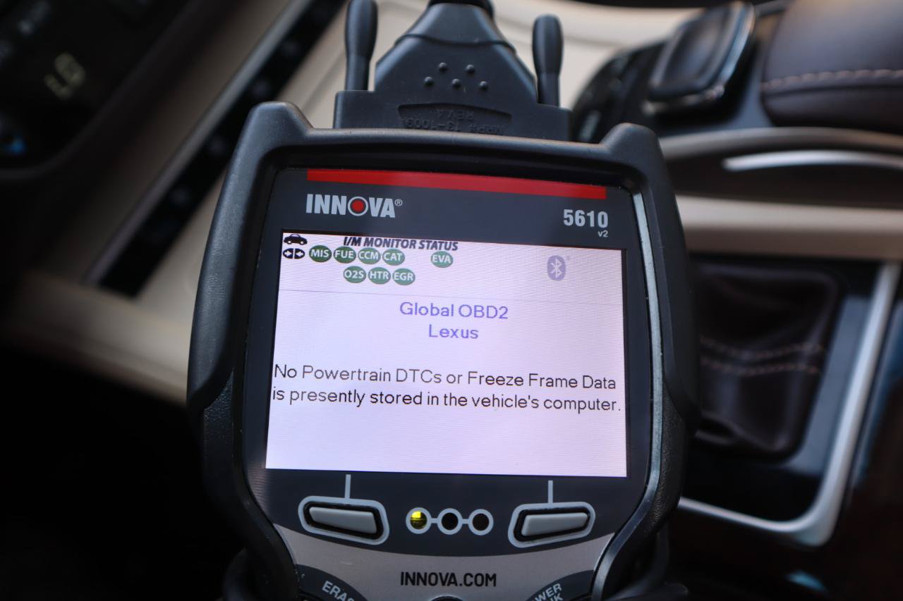 Used 2016 Lexus ES 350 w/ Ultra Luxury Package FWD image 24