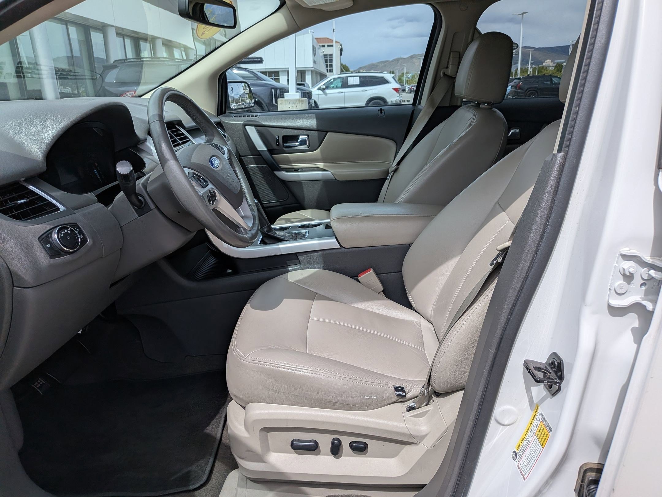 Used 2014 Ford Edge SEL AWD/4WD image 22