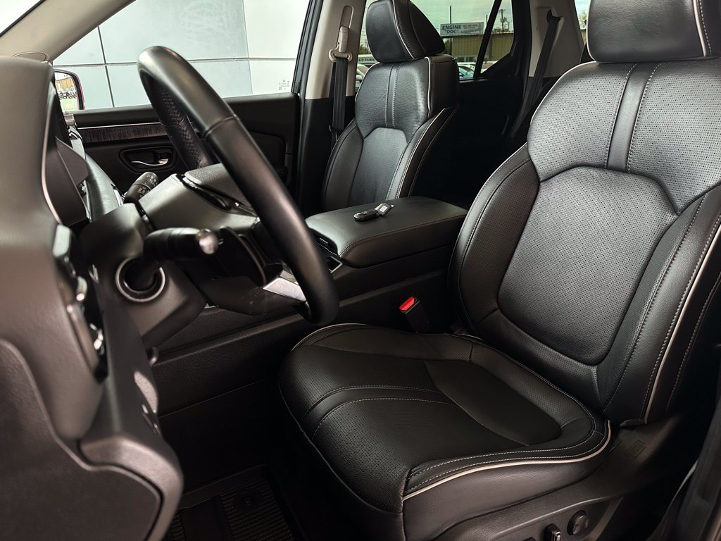 Used 2023 Honda Pilot Elite image 16