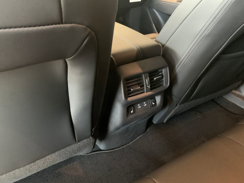 New 2026 Nissan Murano Platinum AWD/4WD image 19