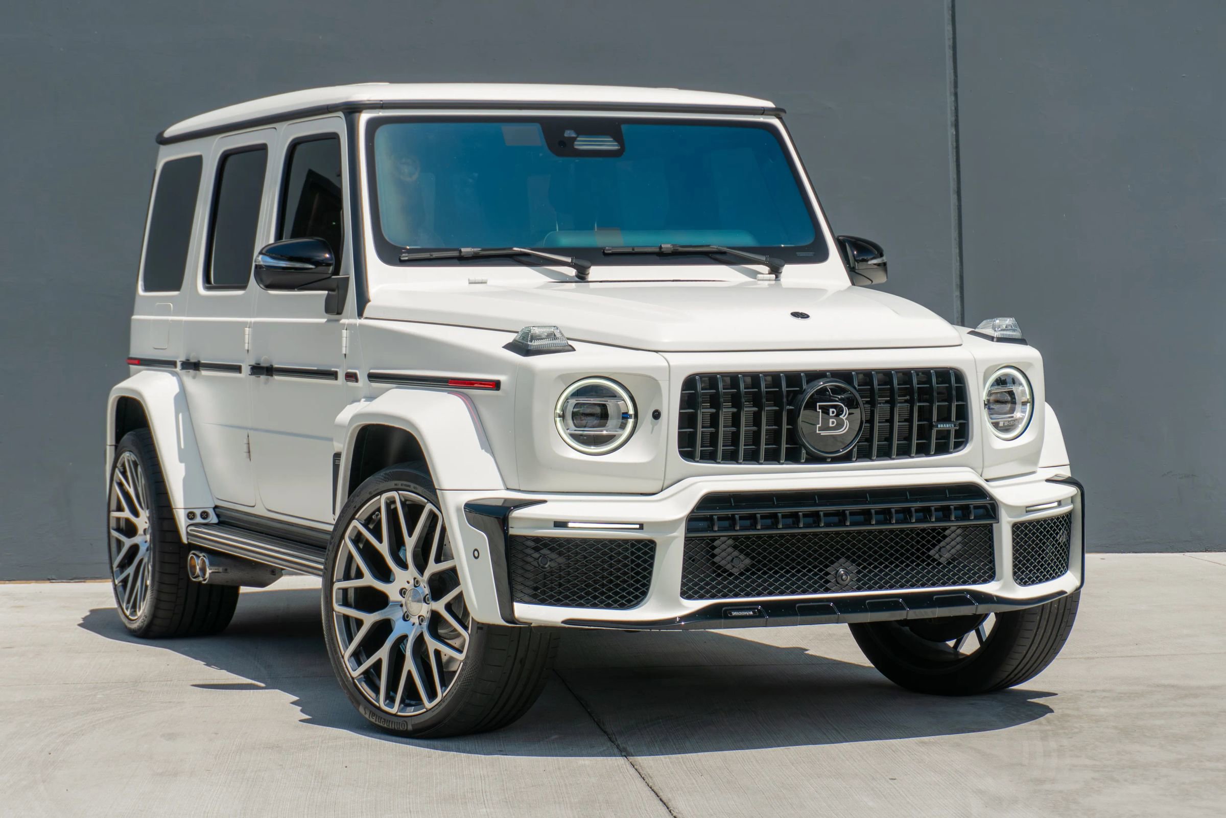 Used 2025 Mercedes-Benz G 63 AMG 4MATIC image 5