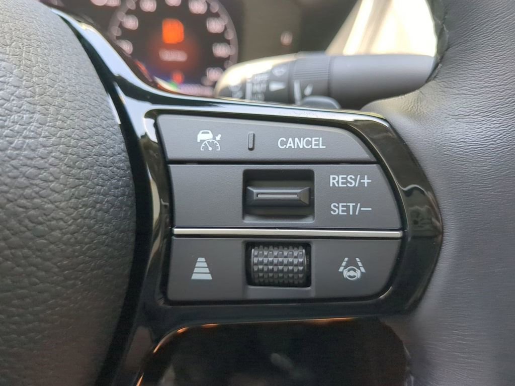 New 2025 Acura Integra Base image 27