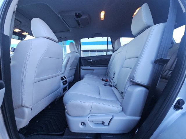 Certified 2021 Honda Pilot Touring image 9
