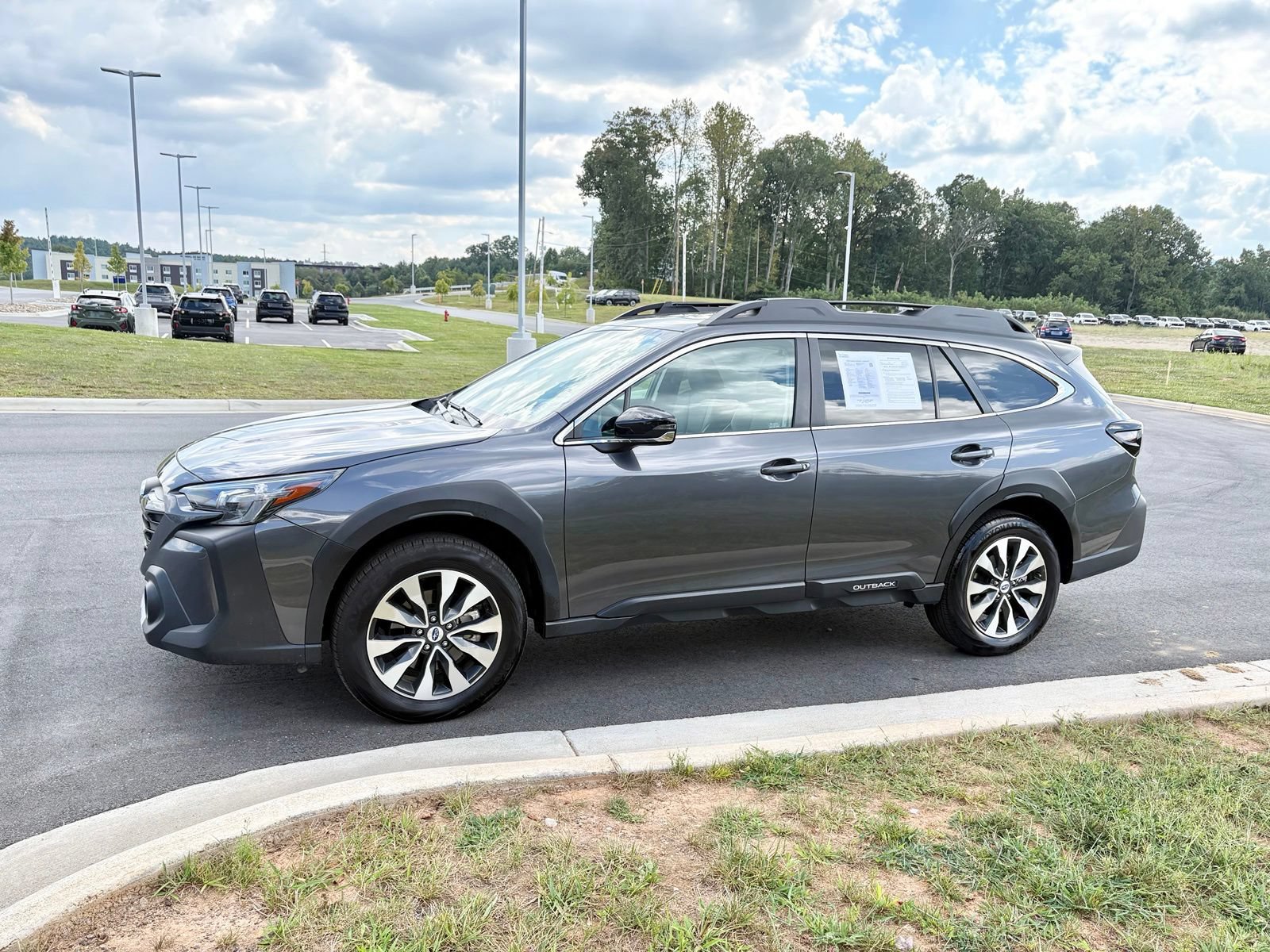 Certified 2024 Subaru Outback Limited XT AWD/4WD image 4