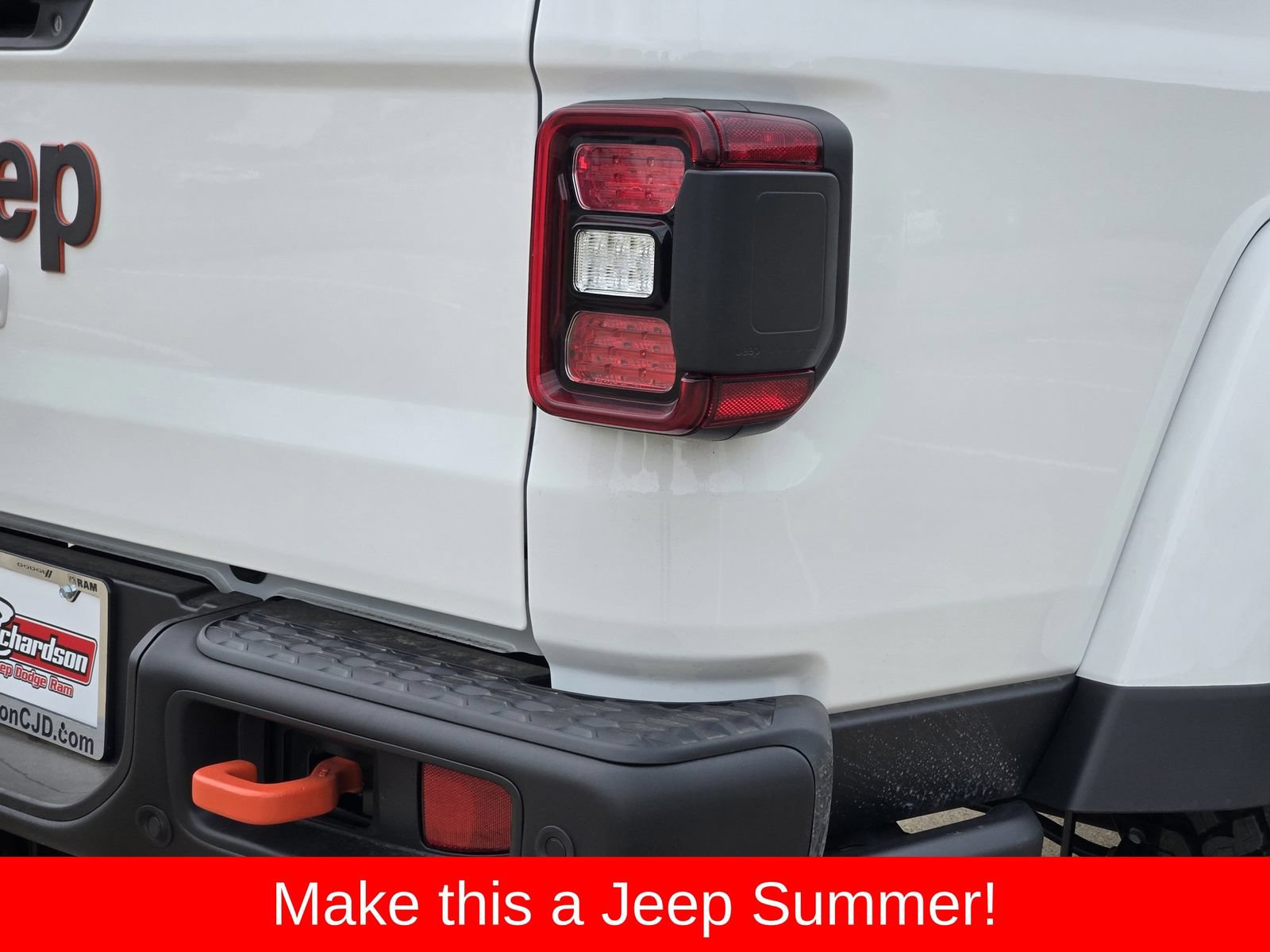 New 2026 Jeep Gladiator Mojave AWD/4WD image 15
