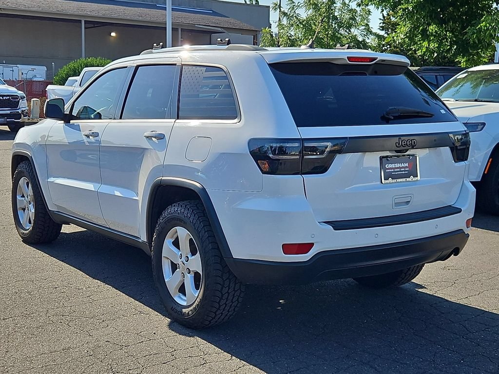 Used 2013 Jeep Grand Cherokee Laredo AWD/4WD image 5