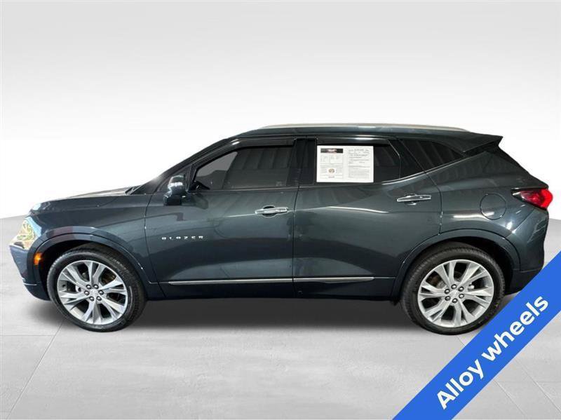 Used 2019 Chevrolet Blazer Premier w/ Sun and Wheels Package AWD/4WD image 8