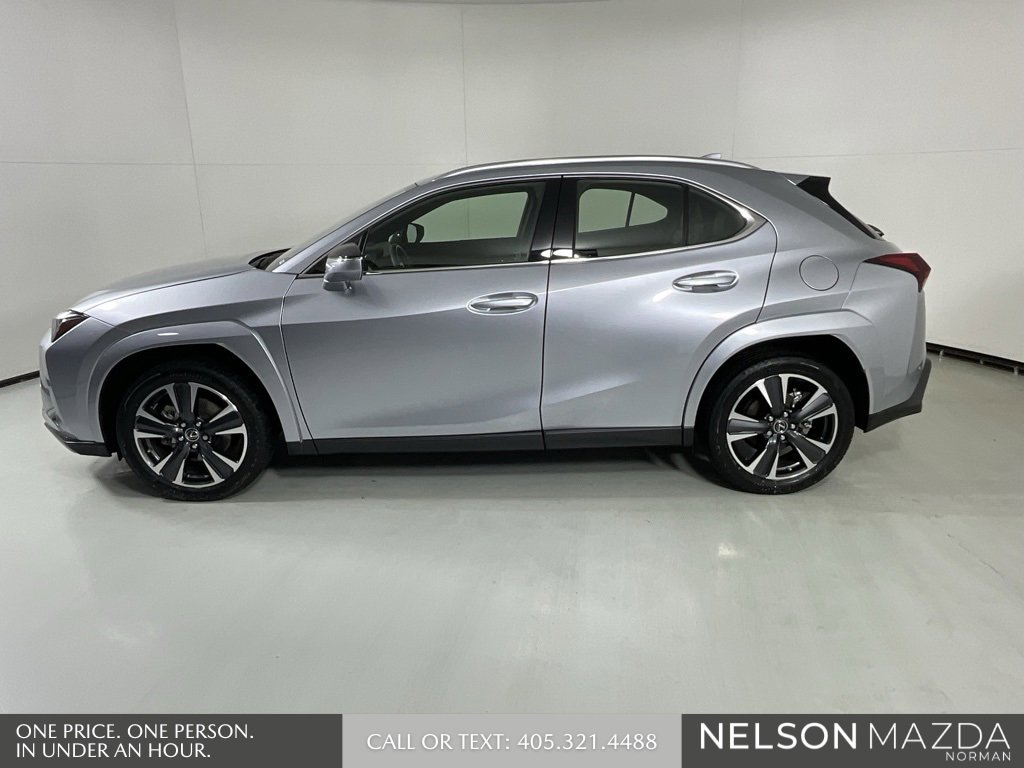 Used 2023 Lexus UX 250h FWD w/ Accessory Package (Z2) image 5