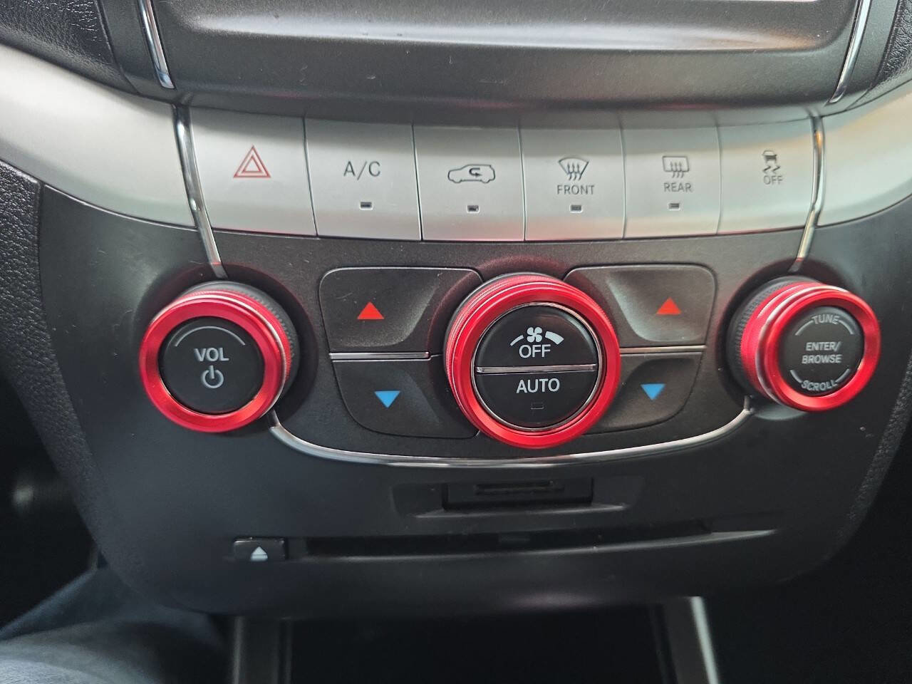 Used 2015 Dodge Journey R/T w/ Rear Seat Video Group AWD/4WD image 19