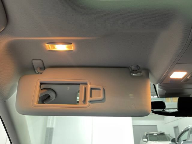 Used 2023 Volkswagen Jetta SE FWD image 24