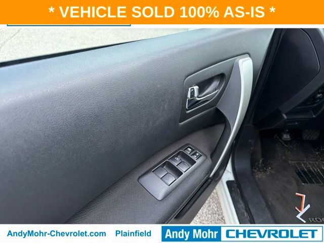 Used 2015 Nissan Rogue S w/ Convenience Package AWD/4WD image 14