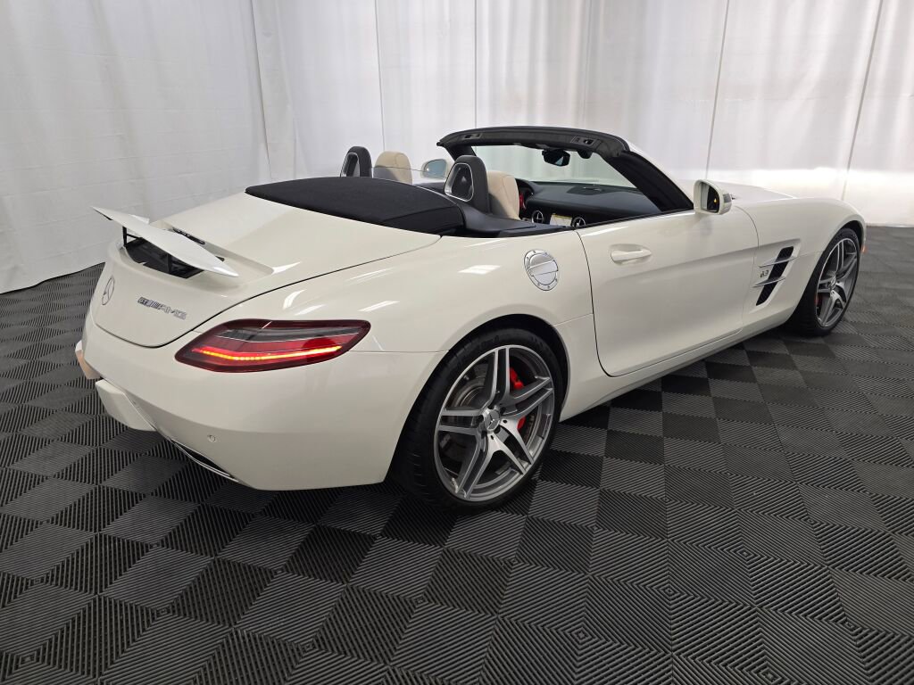 Used 2012 Mercedes-Benz SLS AMG Roadster image 58
