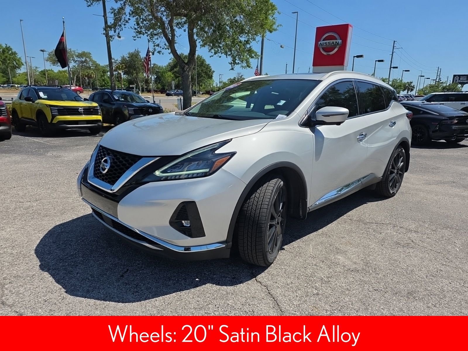 Used 2022 Nissan Murano Platinum w/ Cargo Package image 5