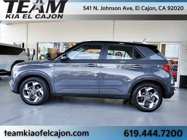 Used 2024 Hyundai Venue Limited image 6