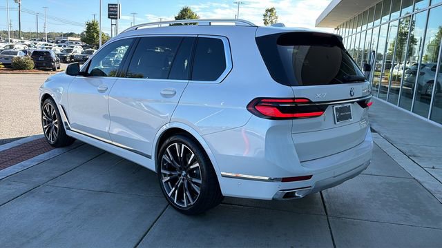 New 2026 BMW X7 xDrive40i w/ Premium Package image 4