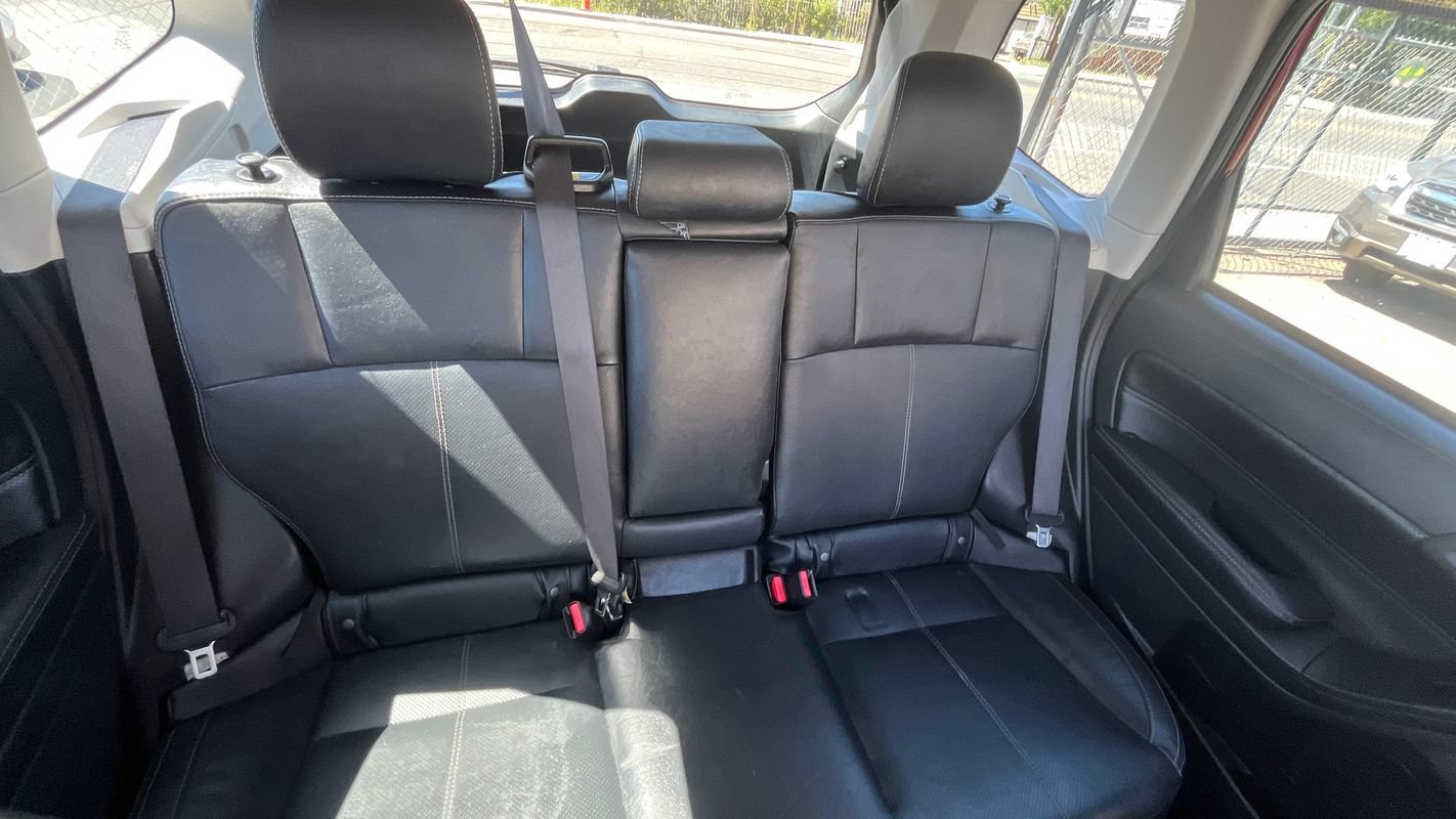 Used 2017 Subaru Forester 2.5i Touring AWD/4WD image 13
