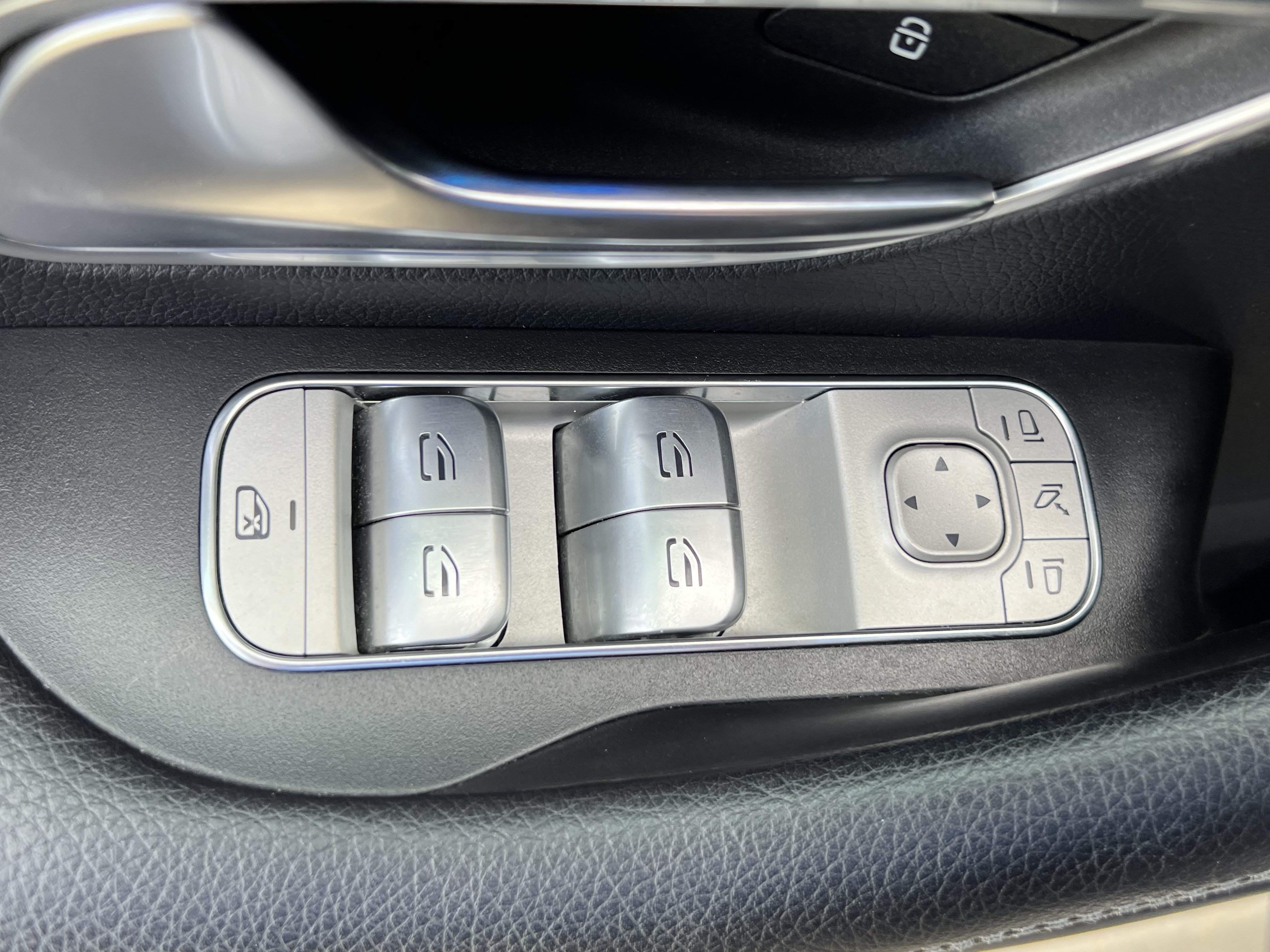 Certified 2022 Mercedes-Benz GLE 350 4MATIC image 15