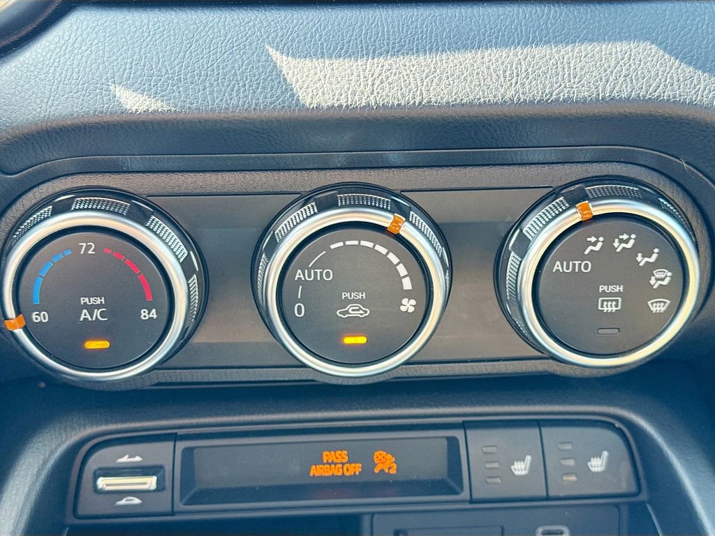 Used 2025 MAZDA MX-5 Miata RF Grand Touring image 17