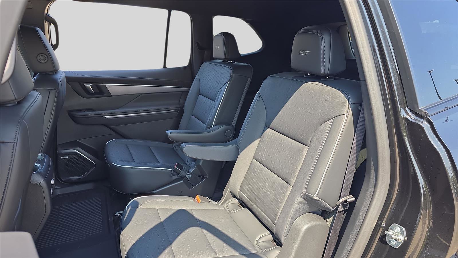 New 2026 Buick Enclave Sport Touring w/ Power Package image 15