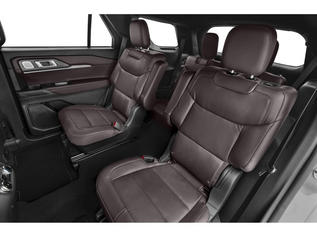 Used 2025 Ford Explorer Platinum w/ Ultimate Package AWD/4WD image 8