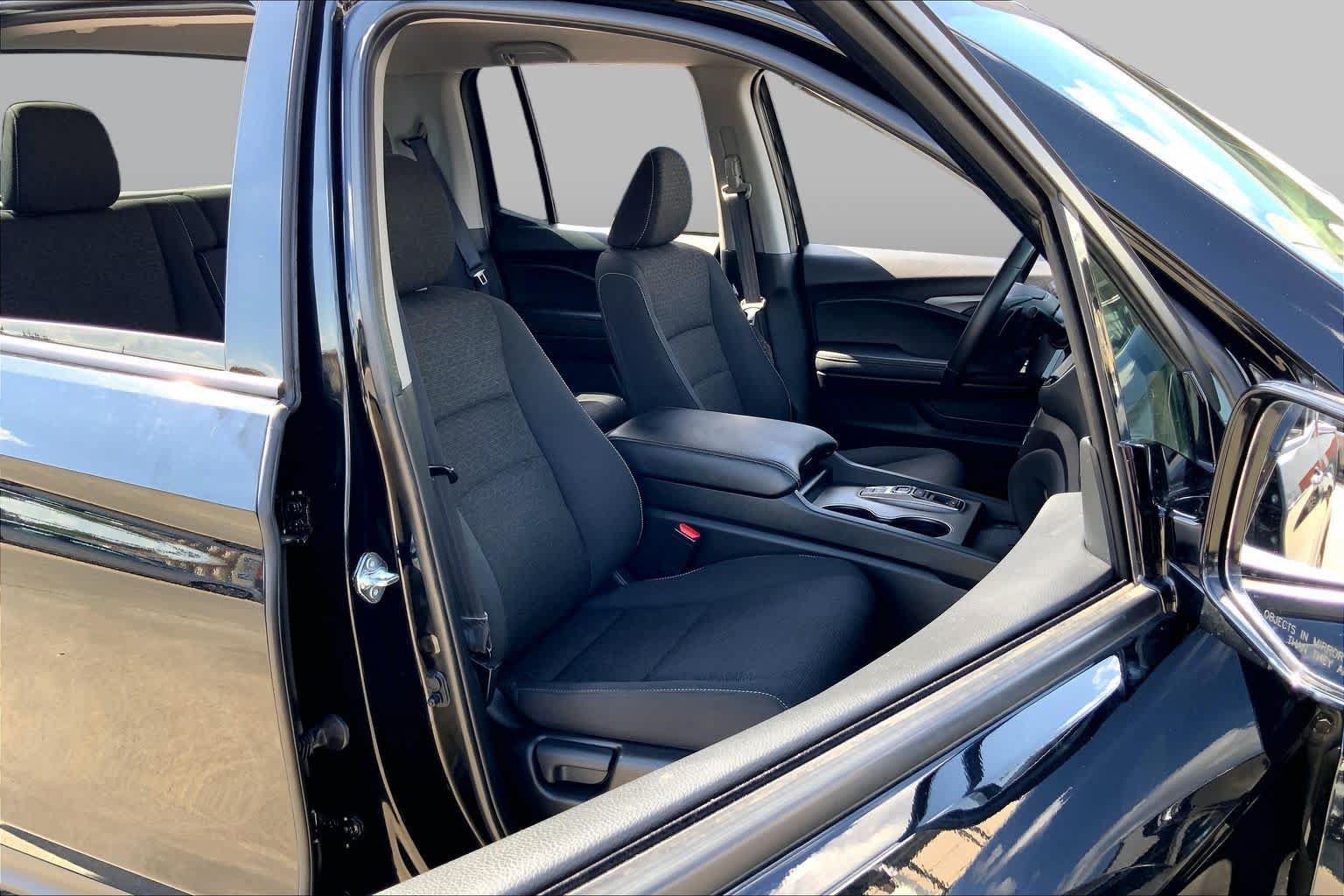 Used 2025 Honda Ridgeline Sport+ image 9