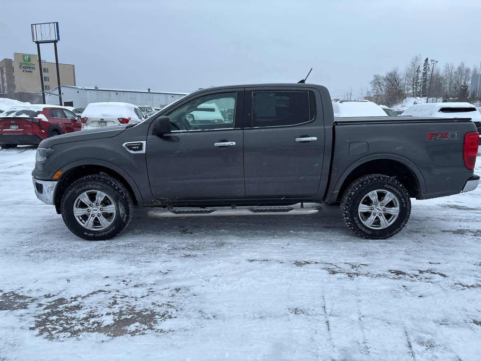 Used 2019 Ford Ranger XLT w/ Equipment Group 302A Luxury image 2
