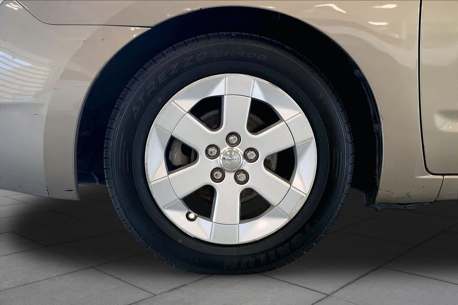 Used 2007 Toyota Prius FWD image 10