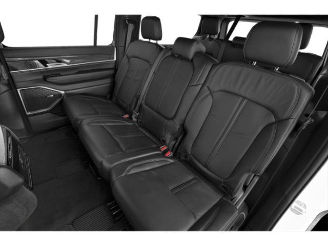 Used 2023 Jeep Wagoneer Series III w/ Premium Group I AWD/4WD image 29