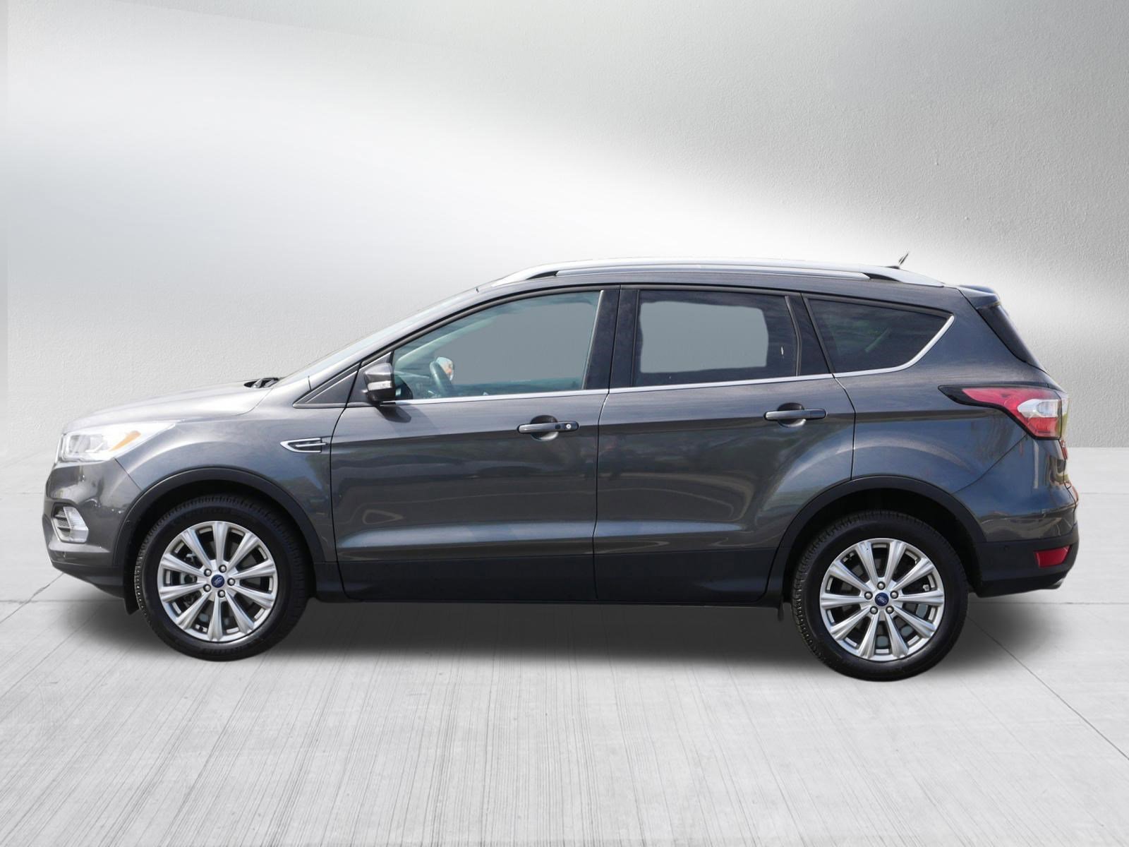 Used 2018 Ford Escape Titanium AWD/4WD image 4