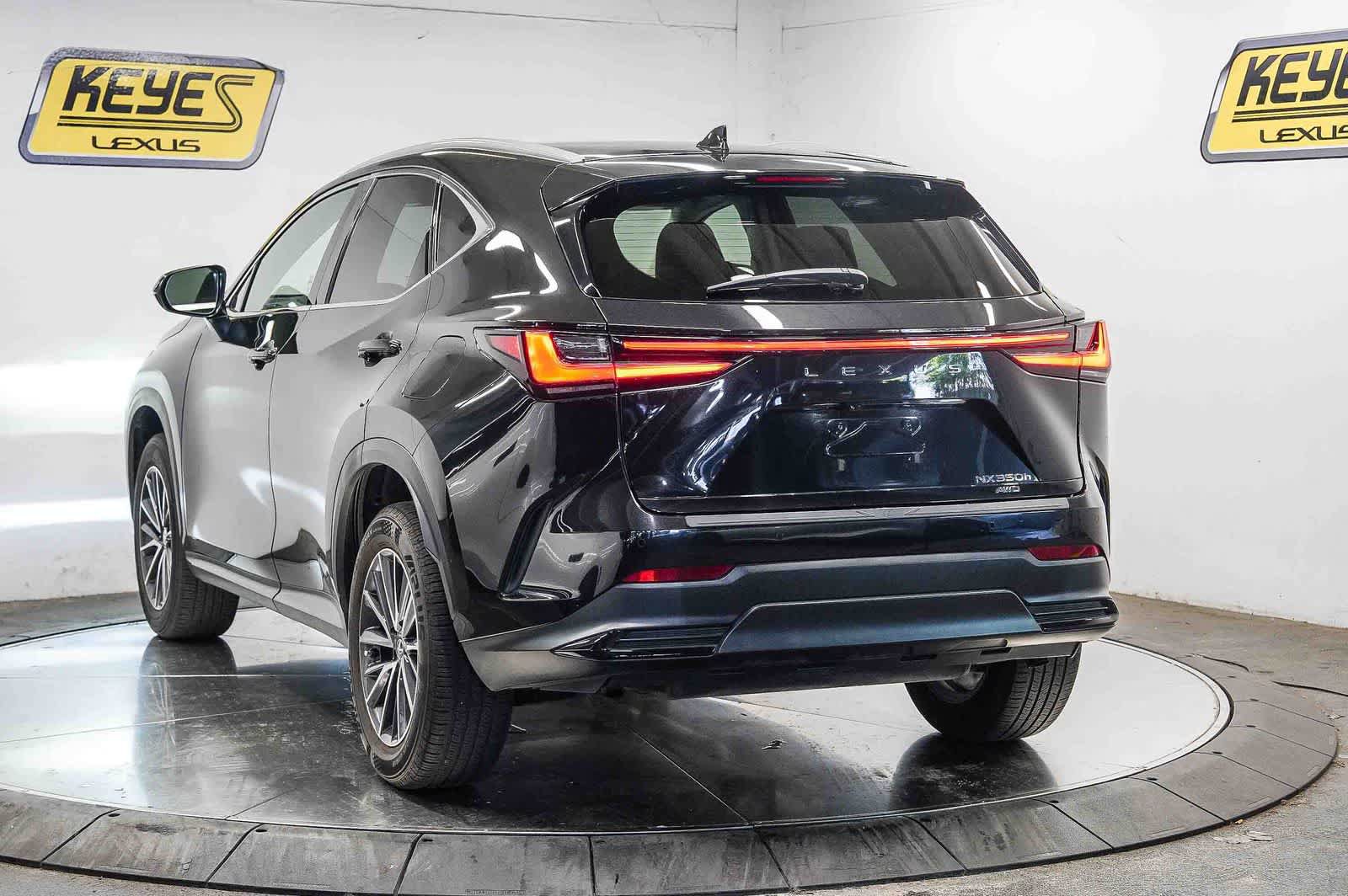 Used 2025 Lexus NX 350h AWD w/ Accessory Package (2T) image 2