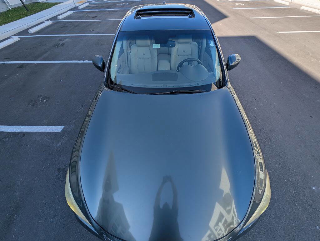 Used 2012 INFINITI M37 w/ Premium Pkg image 3