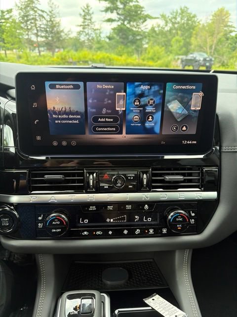 New 2026 Nissan Pathfinder Platinum AWD/4WD image 27