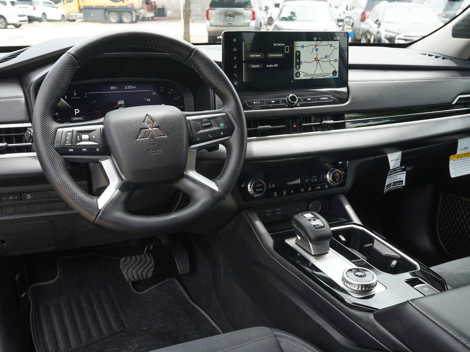 New 2026 Mitsubishi Outlander SE FWD image 9