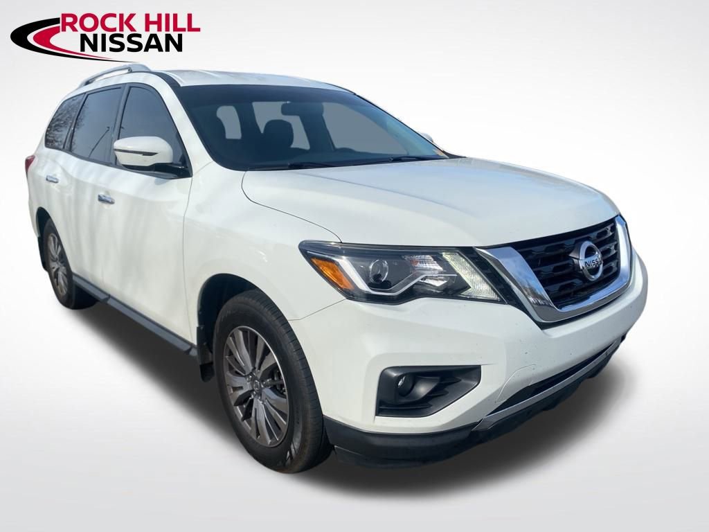 Used 2020 Nissan Pathfinder SV