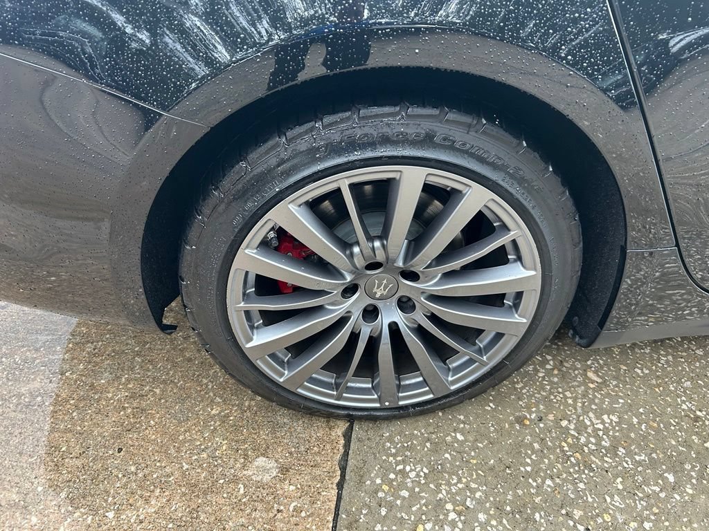 Used 2020 Maserati Ghibli RWD image 25