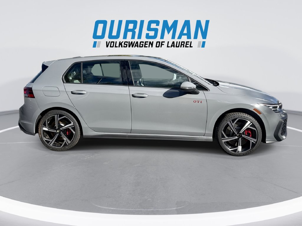 New 2026 Volkswagen GTI SE FWD image 9