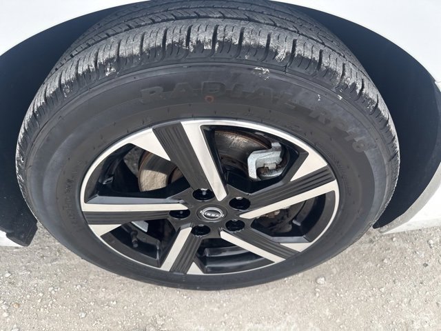 Used 2024 Nissan Sentra SV image 22