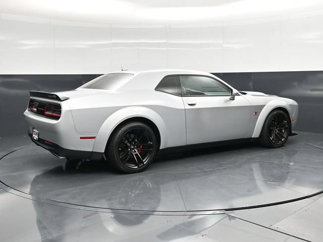 Used 2023 Dodge Challenger R/T Scat Pack RWD image 2