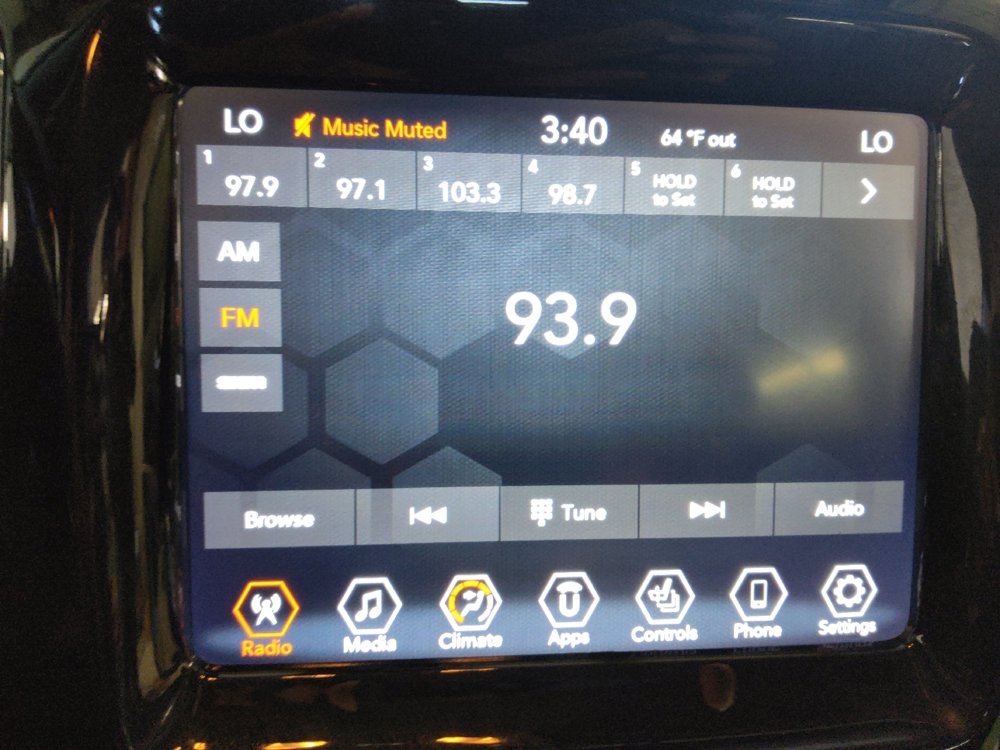 Used 2020 Jeep Compass Limited FWD image 25