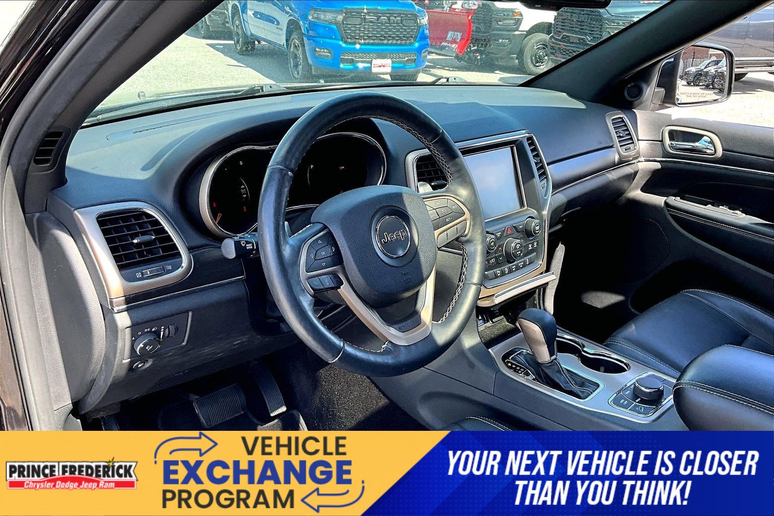 Used 2016 Jeep Grand Cherokee Limited AWD/4WD image 11
