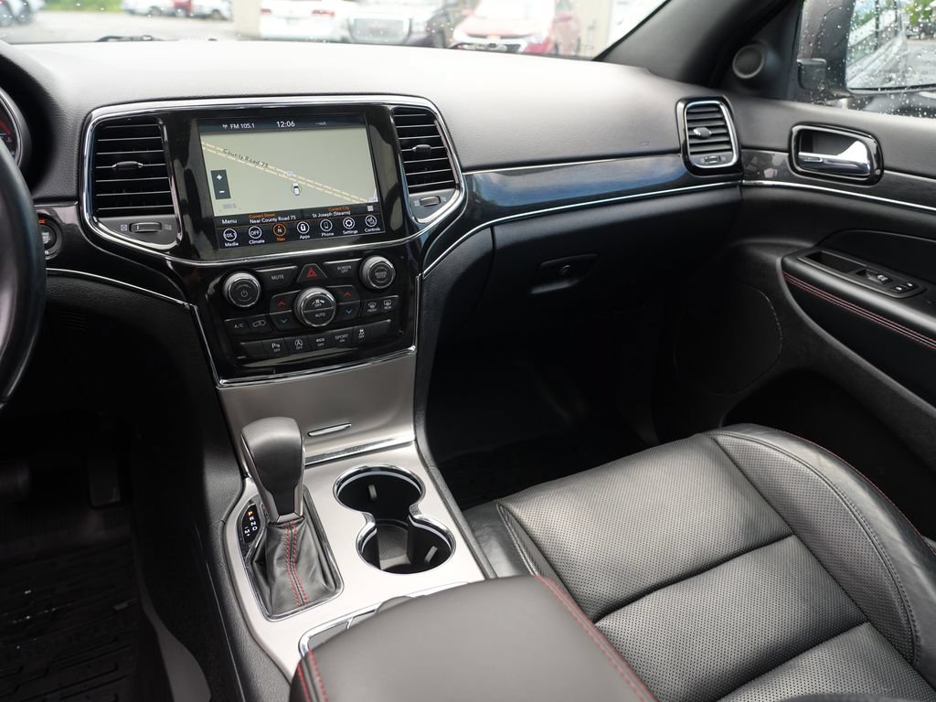 Used 2021 Jeep Grand Cherokee Trailhawk w/ Trailhawk Luxury Group AWD/4WD image 21