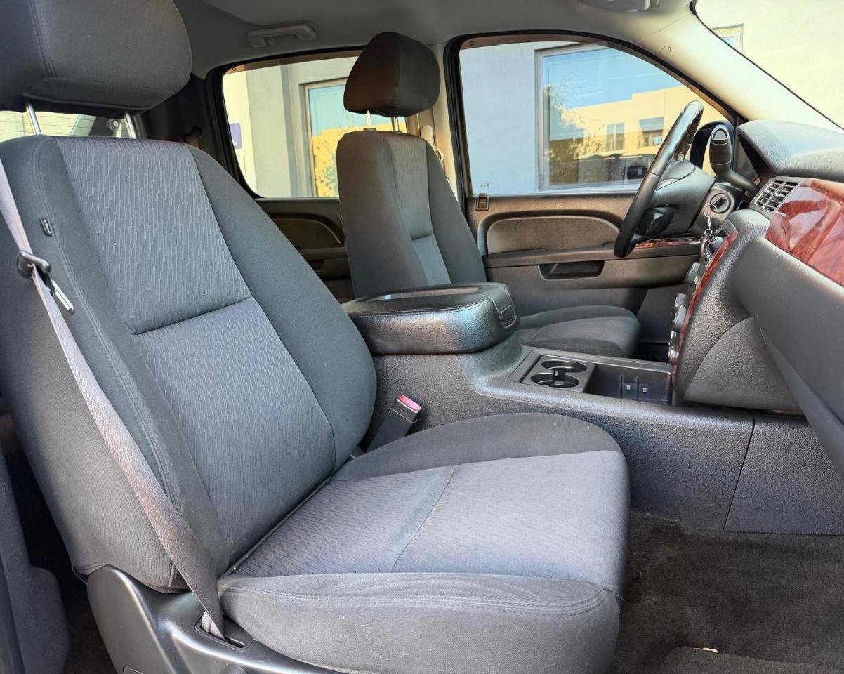 Used 2011 Chevrolet Avalanche LS w/ Convenience Package RWD image 15