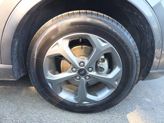 Used 2024 Ford Escape ST-Line Select AWD/4WD image 47