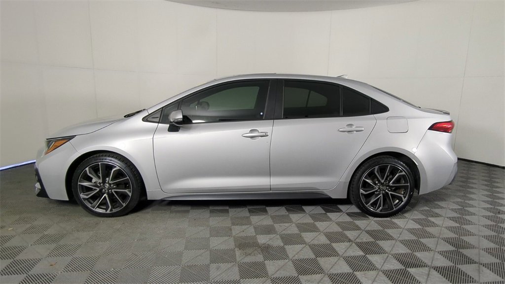 Used 2022 Toyota Corolla XSE image 8