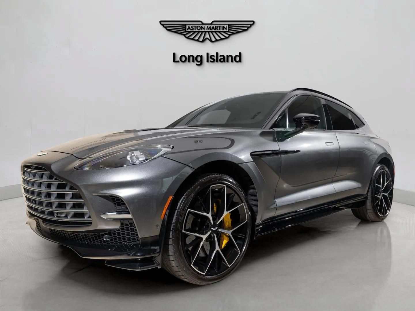 New 2026 Aston Martin DBX 707 AWD/4WD image 1