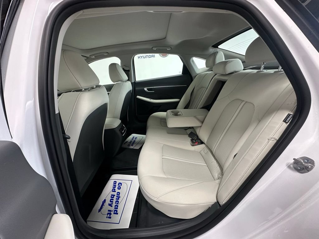 New 2026 Hyundai Sonata SEL FWD image 25