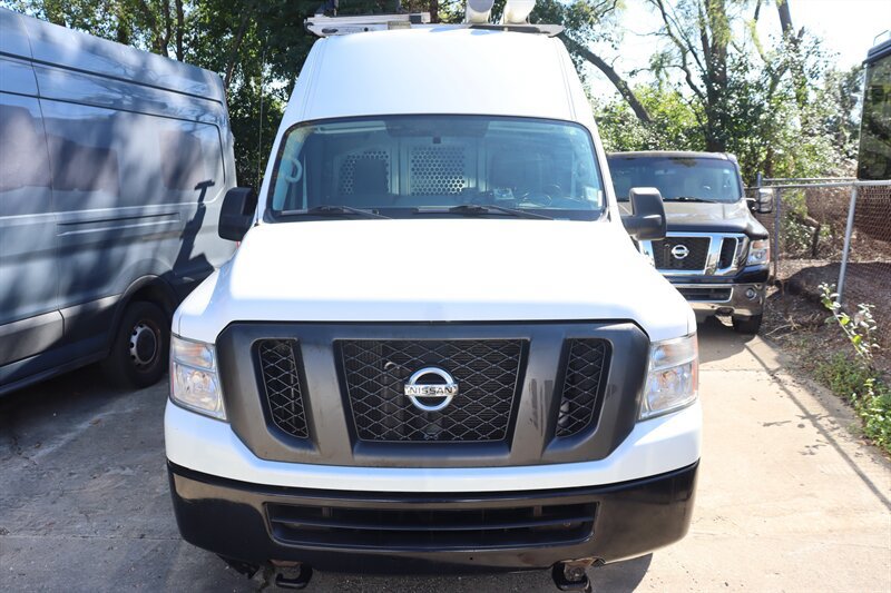 Used 2020 Nissan NV 2500 SV RWD image 2