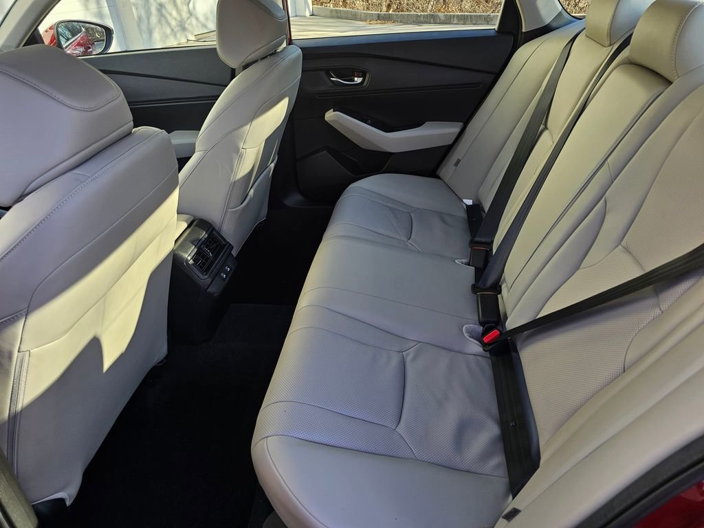 Used 2025 Honda Accord EX-L image 17