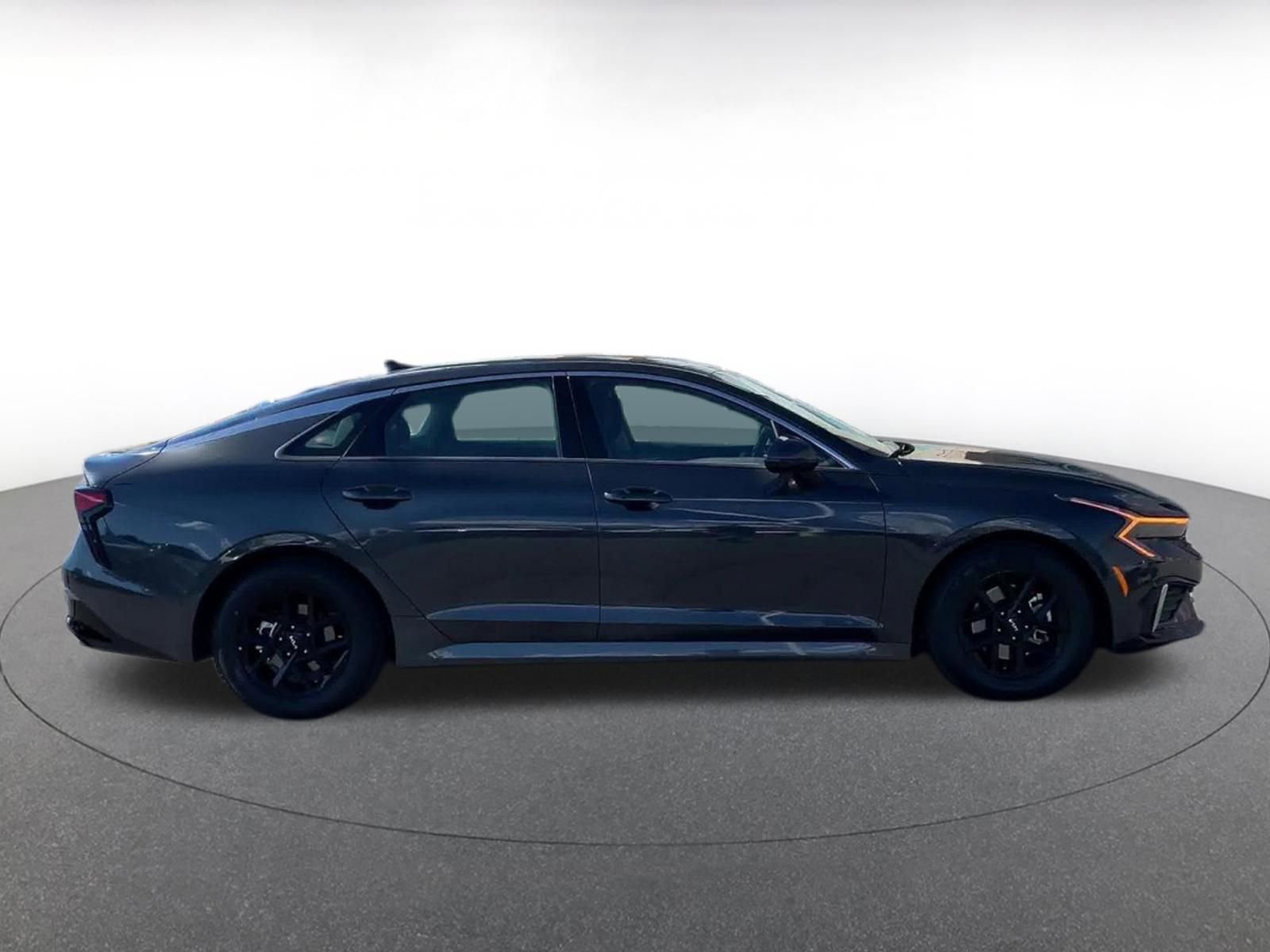 Used 2025 Kia K5 LXS FWD image 16