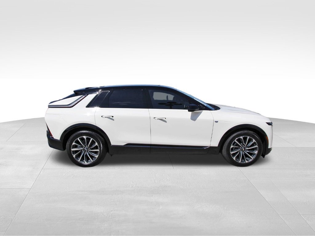 New 2027 Cadillac Vistiq Luxury AWD/4WD image 5